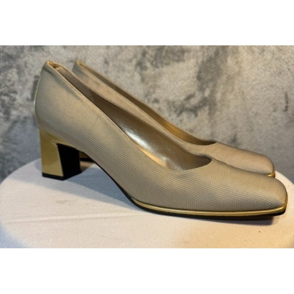 VTG Stuart Weitzman Square Toe Block Heels Gold Accents Sz 8AA academia granny
